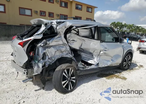 2020 Nissan Kicks Sr from USA, damaged, VIN 3N1CP5DV2LL550158